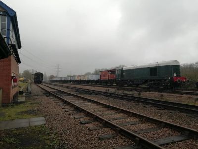 17/11/19 - D8098 stands at Swithland down loop signal on the 10:50 mineral wagons service to Loughborough - Photo by Michael Brent