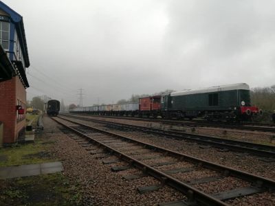 17/11/19 - D8098 stands at Swithland down loop signal on the 10:50 mineral wagons service to Loughborough - Photo by Michael Brent