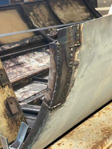 D5830 new corner piece on the boiler roof. Photo by Paul Seaman