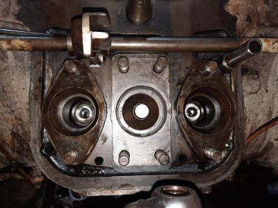 View of cams after the push rod tubes were removed. Photo by James Whincup