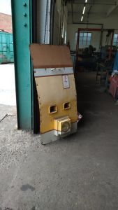 Nose end from no. 1 cab removed. Photo by James Whincup